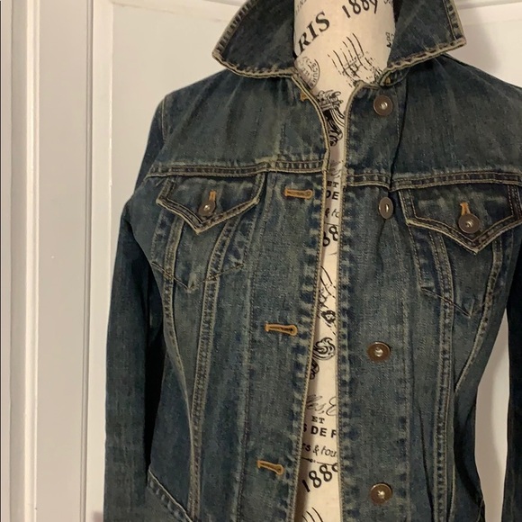 GAP DARK WASH JEAN JACKET - Picture 3 of 11